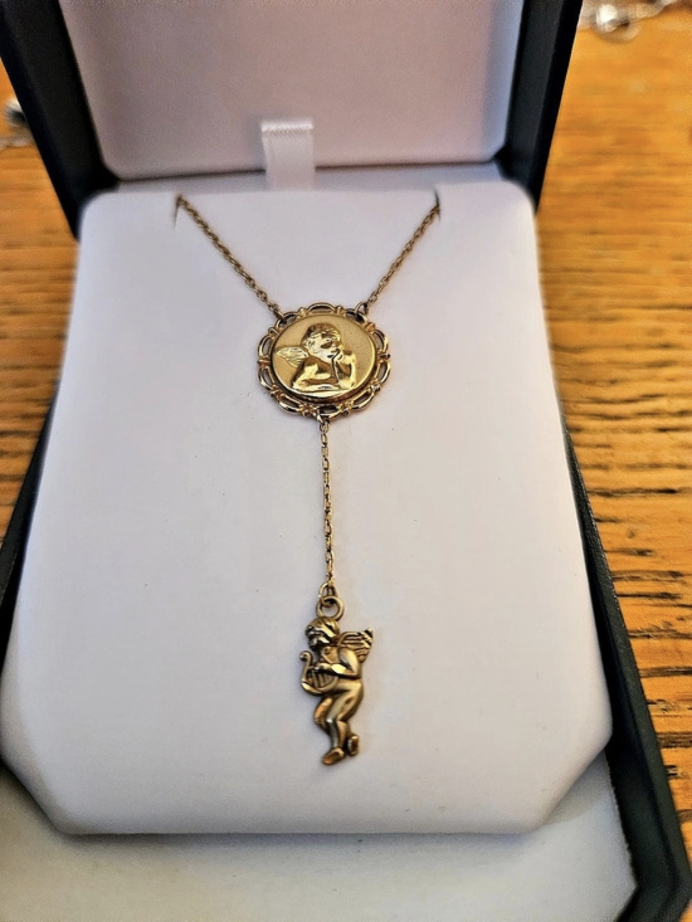 Gold Pendant Necklace